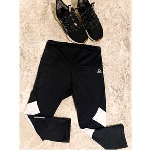 Black reebok workout pants